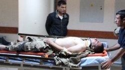 Ardahan'da askeri araç devrildi