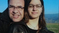 19 yaşındaki Lena 51 yaşındaki Dikici ile evlendi