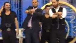 Alişan da Gangnam Style dansı yaptı