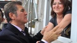 Sarıgül sokak sokak geziyor
