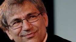 Orhan Pamuk Taraf'ta yazacak