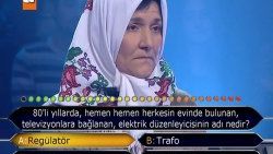 Milyoner'e damga vuran Ümmiye Teyze - Video