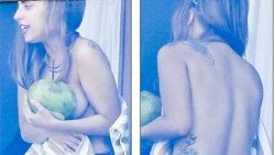 Lady Gaga üstsüz görüntülendi