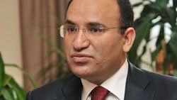 Bozdağ'dan Avrupa'daki Türklere çağrı