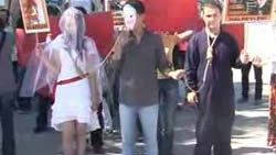 Bursa'da tiyatrolu kürtaj eylemi - Video