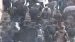 Kocaeli Üniversitesi'nde protestoya polis müdahalesi