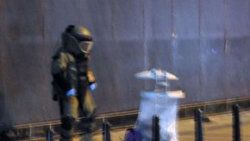 Beyoğlu AKM önünde bomba paniği