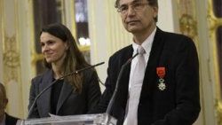 Fransız bakan Orhan Pamuk'u Victor Hugo'ya benzetti