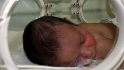 Yol kenarında 3 günlük bebek bulundu