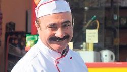 Erdal Bakkal baba oldu