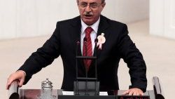 MHP'li milletvekilinin üniversite azmi