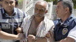 Mahkemede halüsinasyon gördü
