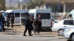 Eyleme giden PKK'lılar silahlarıyla birlikte yakalandı