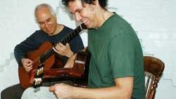 İki usta John Williams ve John Etheridge aynı sahnede