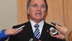 Mehmet Ali Şahin'den İstiklal Marşı çıkışı