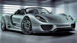 Porsche 2018'e kadar dörtleyecek