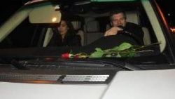 Azra Akın: Mutluluk sebebim geri döndü - Foto Galeri