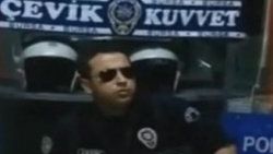 Bursalı polis memurundan İtirazım Var şarkısı