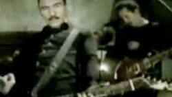 Ümit Besen rockçı olursa - Video