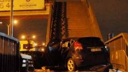 Emniyet kemerini taksalardı yaşıyorlardı