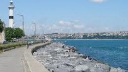 Bakırköy'de denize giren genç boğuldu