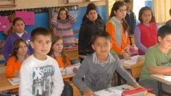 Serbest kıyafet kararını duyan öğrenci uygulamaya koydu