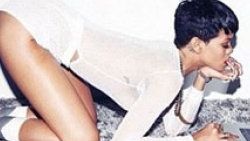 Rihanna'dan birbirinden seksi 9 poz