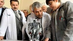 Bakan'dan ailelere: Bilim işlerini kim yapacak