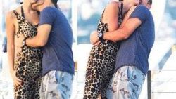 Musti ve Emina'nın iskele romantizmi - Foto Galeri