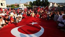 Foça'da teröre lanet yürüyüşü-Video
