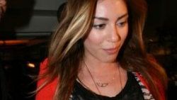 Sinem aşk acısı çekiyor