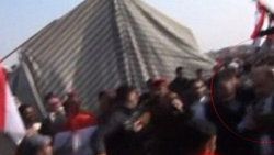 Irak'ta başbakan yardımcı linçten kurtuldu