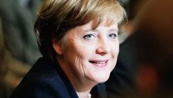 Merkel: Almanya Yunanistan'a yardıma hazır