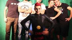 Enka Azis'e diz çöktürdü