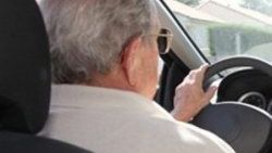 100 yaşındaki sürücü 11 kişiye çarptı