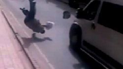 Emekli öğretmene çarpan araç MOBESE kamerasında