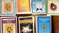 Seçmeli derslerin kitapları tamamlandı
