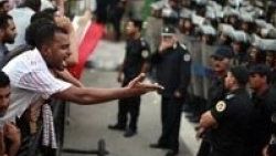 Tahrir Meydanı'nda istifa sesleri