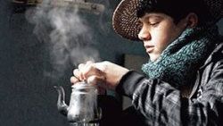 Polise taş atan Barış'a film teklifi yağıyor