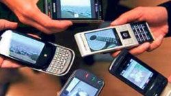 Yurt dışından getirilen telefona 100 TL harç
