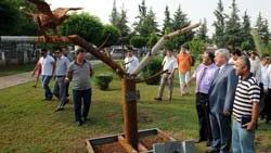 Antalya'da çöpten sanat yaptılar - Video