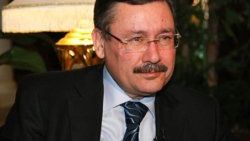 Öyle de olsa böyle de olsa ODTÜ'den yol geçecek
