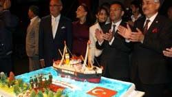 Atatürk'e anlamlı doğum günü