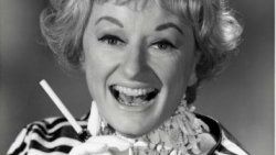 Phyllis Diller hayatını kaybetti