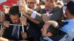 30 Ağustos'ta çelenk kavgası