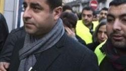 Demirtaş: Bu olay Fransa'nın Roboski'sidir