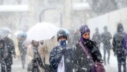 Ukrayna'da soğuklar 37 can aldı
