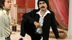 Peker bu dizide de rahat durmadı