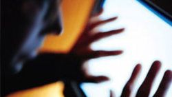 İngiltere'de pornoya filtre