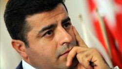 Demirtaş'tan heykel açıklaması